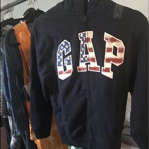 Gap sweat shirt w patriot pride